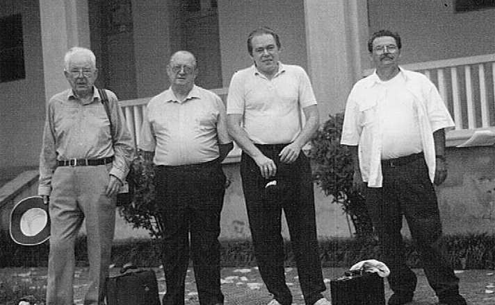 1993 in Hanoi: Bob Orrell (GB), Georges Doussin  (FR), Georges Mizo (USA), Ruben Gomez (USA)